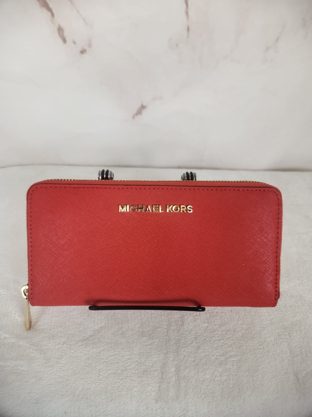 Michael Kors Jet Set Travel Saffiano Leather Continental Wallet